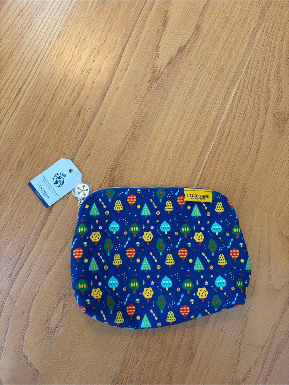 L’Occitane holiday bag NWT